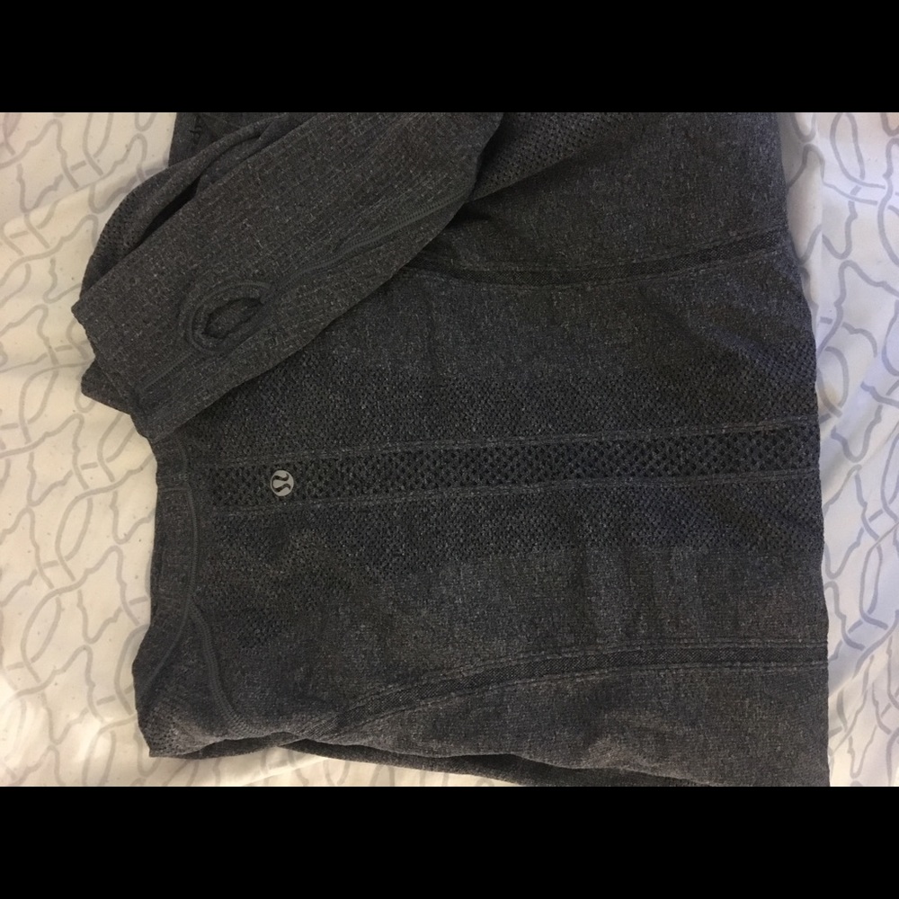 LULULEMON Long Sleeve Swiftly Tech Tee